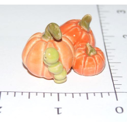 3 small pumpkins